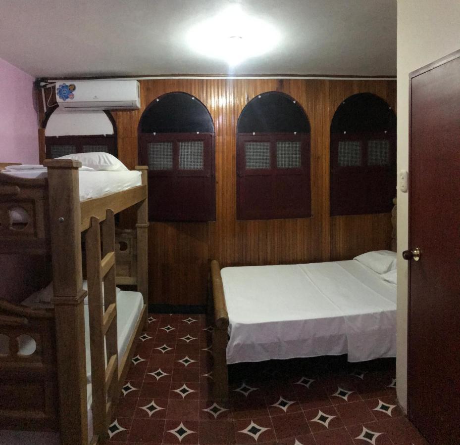 Mi Casa Hostel Ріоача Екстер'єр фото